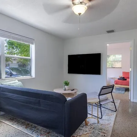 Cozy 2Bed 1 Bath 5 Min To Las Olas W/Free Parking!